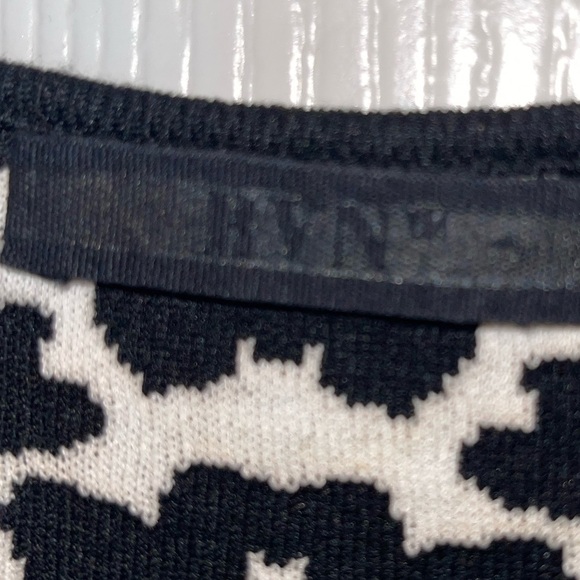 RVN Black White Jacquard Tattoo Print Trumpet Knit Mini Dress Size Small - Picture 4 of 5